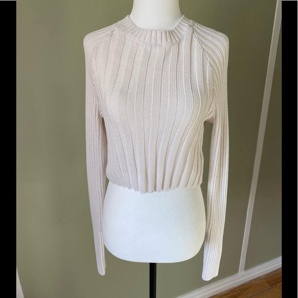 BDG Cropped Sweater - Picture 2 of 4